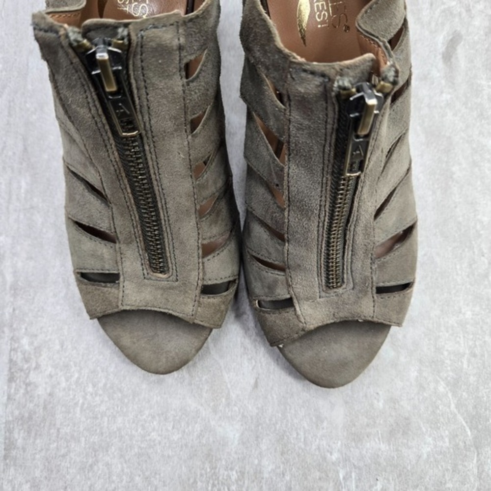 Aerosoles Peep Toe Ankle Bootie Sz 7.5 Dark Green Suede Strappy Heeled Shoe Boot - Picture 2 of 12